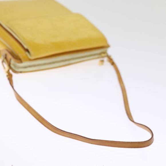 LOUIS VUITTON Monogram Vernis Motto Pouch Lime Yellow M91059 LV Auth 75874 - Picture 7 of 16